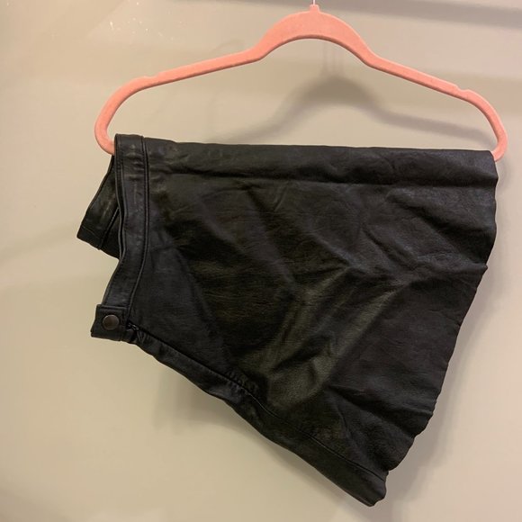 American Apparel Skirt - Picture 3 of 3